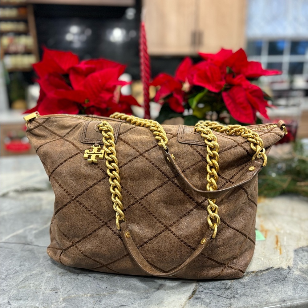 Large weathered chocolate brown Tory Burch bag/Tote with gold chain handle